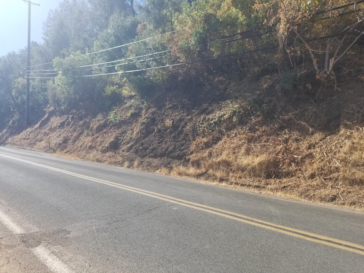 CAL_FIRE's tweet photo. On July 27, 2024, a vegetation fire ignited off Point Lakeview Rd in Lake County. Thanks to prior vegetation management, the fire was quickly contained to a 10'x10' spot. This fuel effectiveness story highlights how #FuelsReduction efforts protect lives & property. https://t.co/sIlrrMj2QT