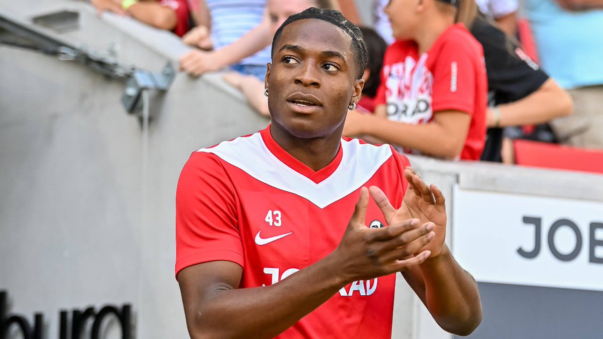 Bruno Ogbus (2005 - 🇨🇭) is one of the biggest winners of pre-season at Freiburg.

Such a huge talent with exceptional physical qualities, superb ball carrying , &amp; uncanny maturity. 

An excellent debut in the DFB Pokal in an unfamiliar rightback position. 

70 Minutes ✅
1 Assist