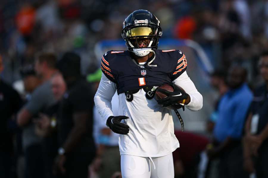 1920bears's tweet photo. #shutdowncorner
* James Black/Icon Sportswire via Getty Images
#nfl #chicagobears #jaylonjohnson https://t.co/ymslREfFZn
