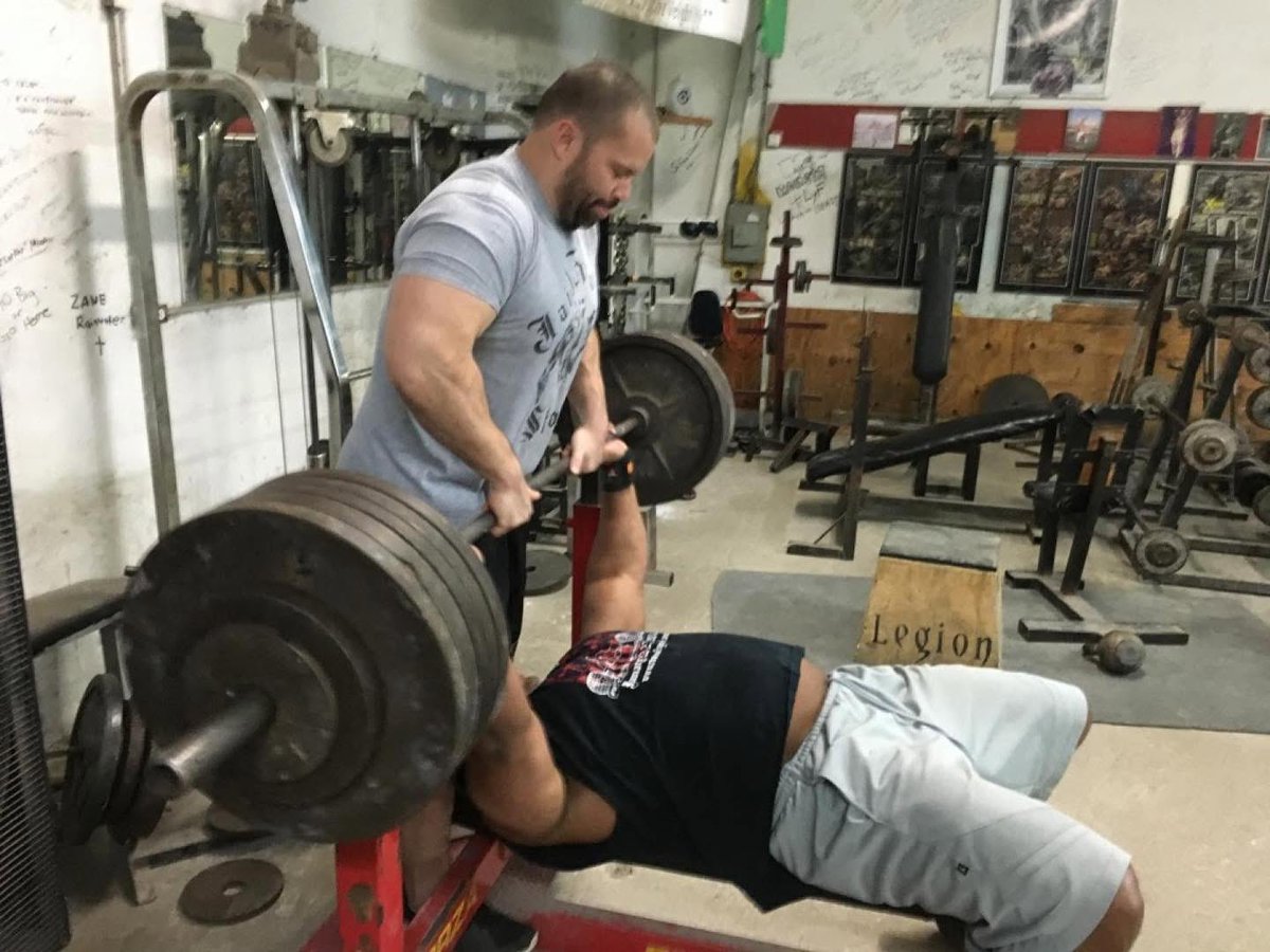 joshstrength's tweet image. 🙏Prioritize the Movement🙏

#benchpress tip
 
✅Master Blaster bodybuilder, Joe Weider, had the muscle priority principle that says you should train a weak or underdeveloped body part at the beginning of your workout. This way you can take advantage of your caffeine and attack