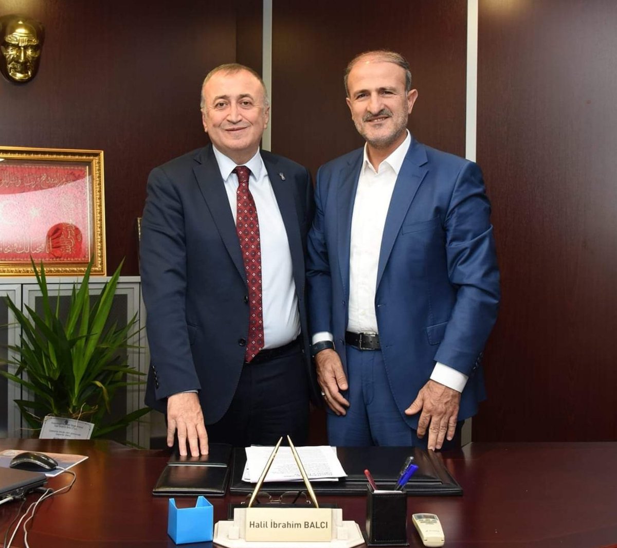 TESK Genel Başkan Vekilliği görevine getirilen Halil İbrahim Balcı beye hayırlı olsun ziyaretinde bulunduk. Misafirperverliklerinden dolayı teşekkür ederim.