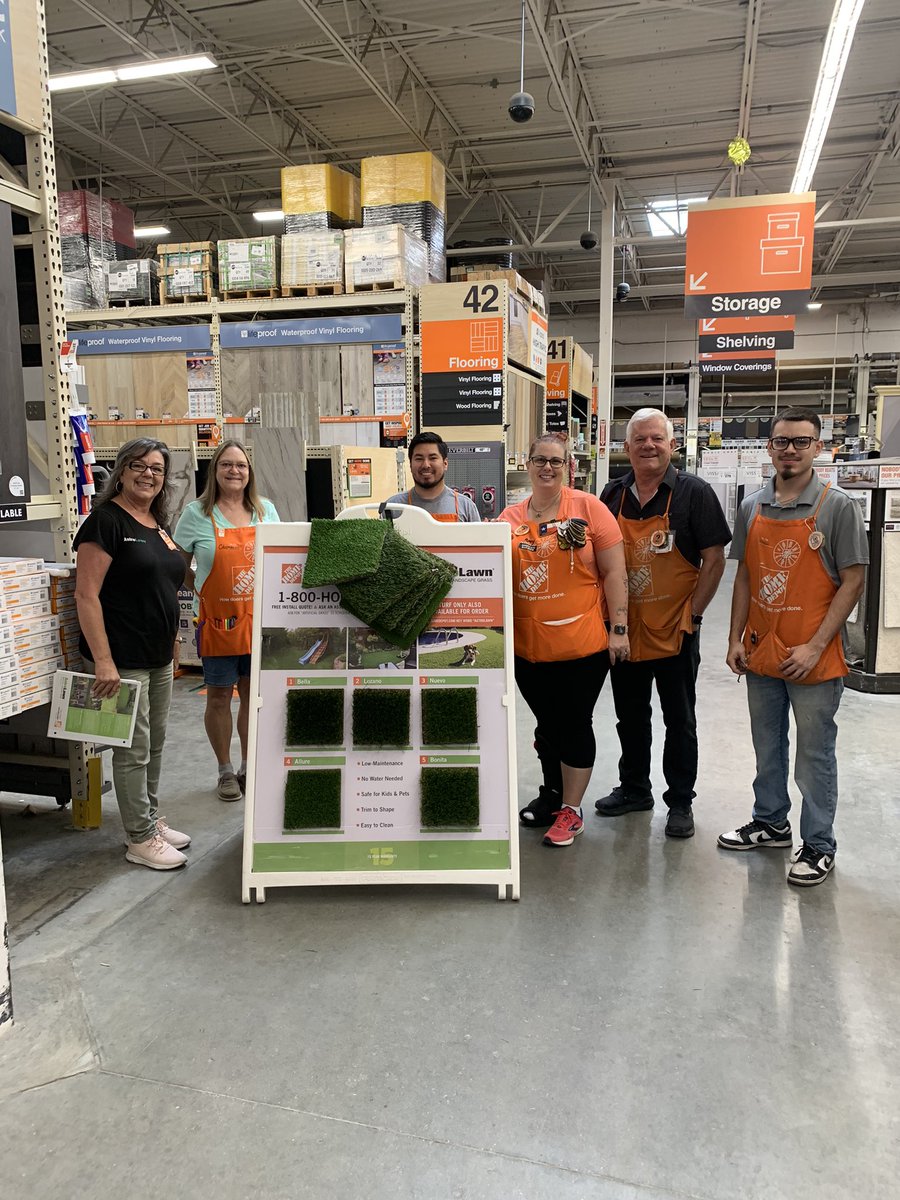 AstroLawnHTX's tweet photo. @HomeDepot store 8437, thank you for having me to PK your team about AstroLawn and how we improve yards and save your customers $. https://t.co/BojeGes10E