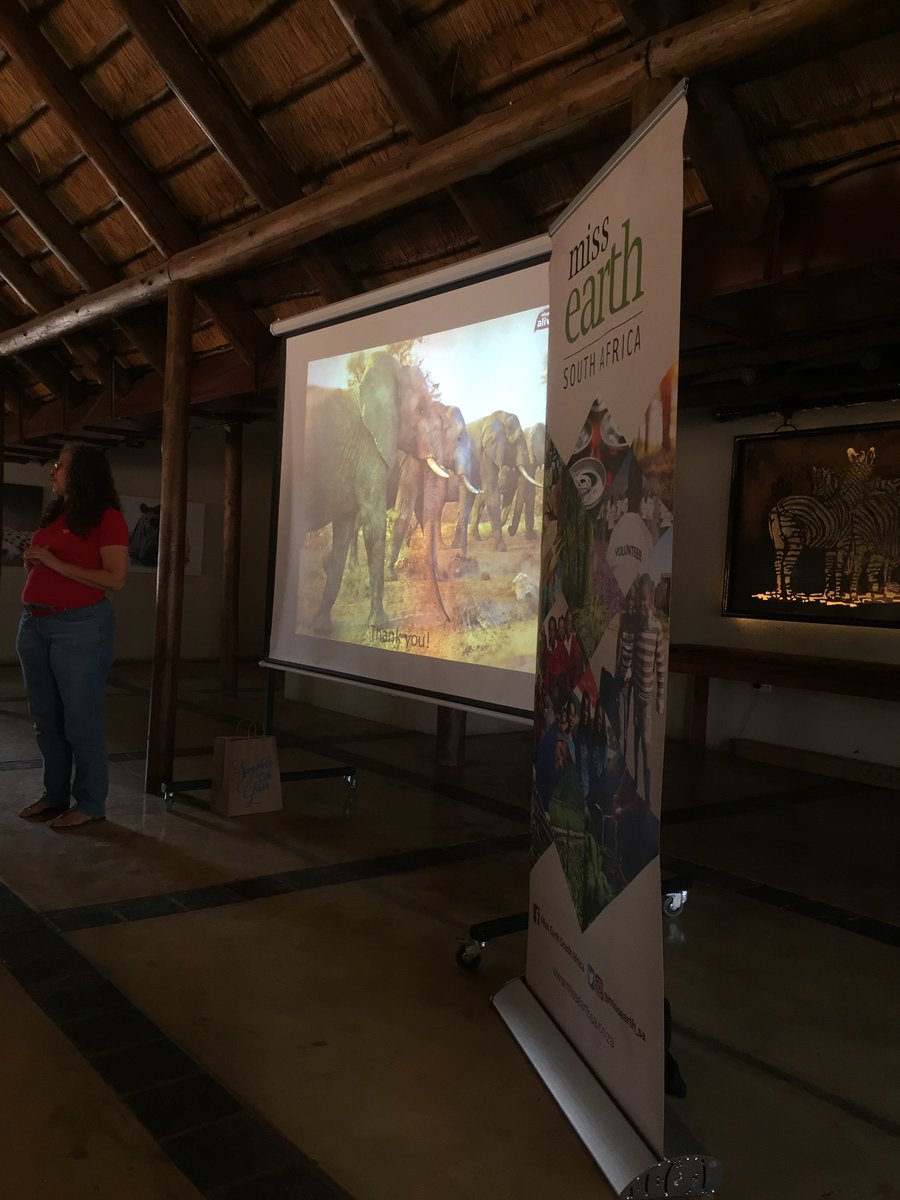 _fatsonthite's tweet image. Elephants Alive workshop with @missearth_sa , at Kubu Bush Lodge, in commemoration of World Elephant Day 🐘❤️

#missearthxkubu #missearthsa #elephantsalive #WorldElephantDay