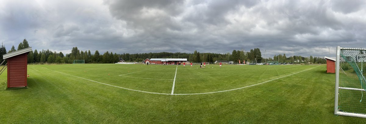 På plass og klar for kampen Jømna/Heradsbygd - <a href="/SanderIL/">Odal FK A-lag</a>!

#fotball #groundhopping #femtedivisjon #innlandet