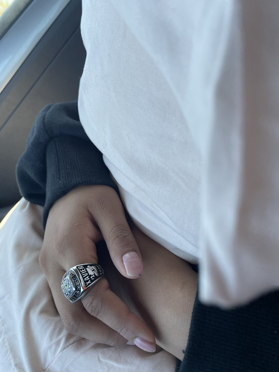 JR Olivar (@jrolivar1) on Twitter photo So far it's been a lonely drive, because my <a href="/XavierPrepWBB/">Xavier Prep Basketball</a> champion passenger princess is sleeping π€·πΎββοΈπ. We are Boxer country bound <a href="/BoxersWBB/">Pacific Womenβs Basketball</a> πππ So far it's been a lonely drive, because my <a href="/XavierPrepWBB/">Xavier Prep Basketball</a> champion passenger princess is sleeping π€·πΎββοΈπ. We are Boxer country bound <a href="/BoxersWBB/">Pacific Womenβs Basketball</a> πππ