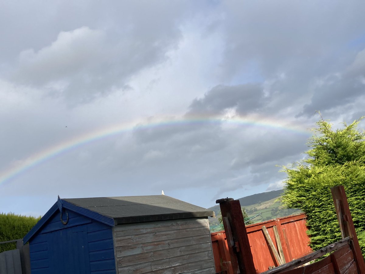 Rainbow weather in Welshpool <a href="/DerekTheWeather/">Derek Brockway - weatherman</a> 🌈 🥰🥰🥰