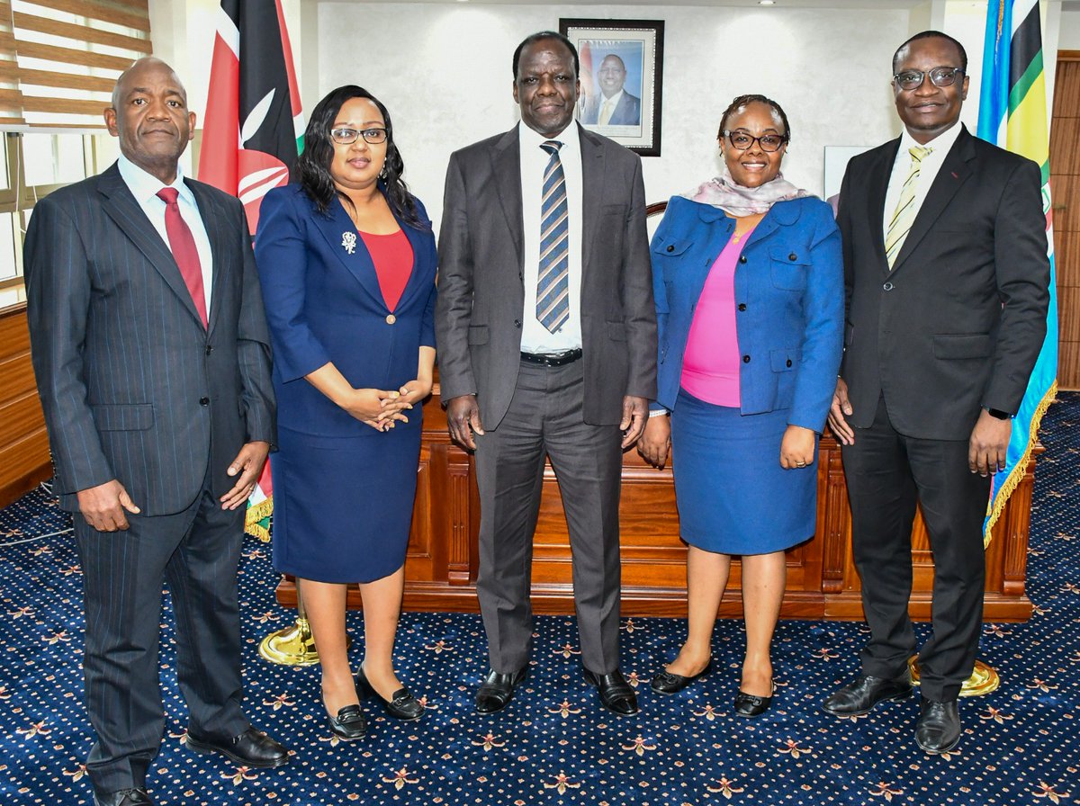 DrOparanya's tweet photo. Today, I hosted a dynamic team from Cooperative Bank, led by Vincent Marangu. 

The courtesy call focused on exploring opportunities for collaboration to strengthen the cooperative movement and enhance capacity building for its members. 

As a ministry, we are committed to empowering  our MSMEs and Cooperatives members with essential financial skills. 

#Cooperatives #FinancialManagement #CapacityBuilding #Collaboration #CommunityStrength