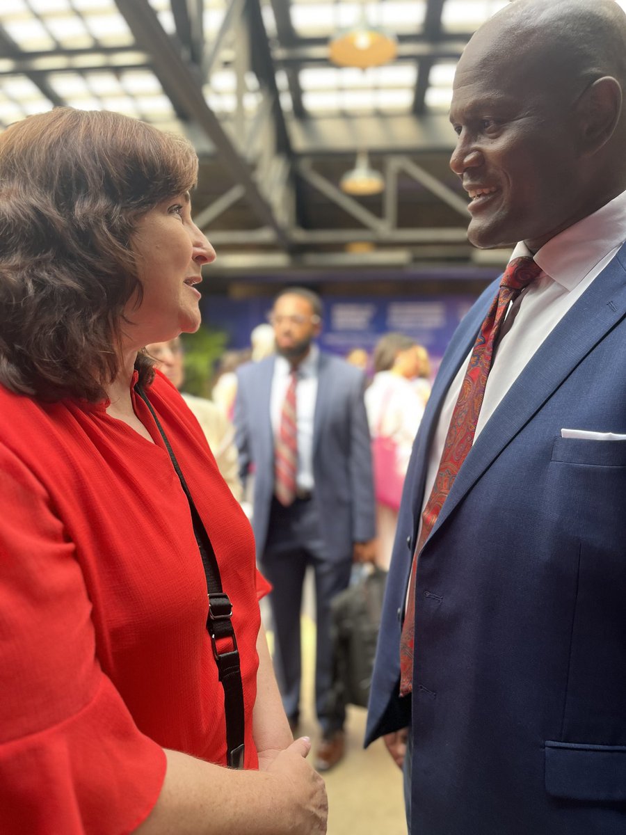 JoeTate313's tweet image. Had the opportunity to chat with Florida state Rep. Hunschofsky about the importance of fighting for reproductive rights. We get that politicians need to stay out of a family&apos;s right to decide if &amp;amp; when they want to grow their families. #DNCConvention2024 #ReproRights