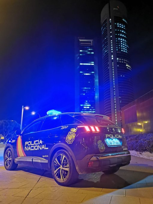 Termina el día pero no nuestro trabajo🚔

Mientras descansas nosotros velamos por tu #Seguridad

#BuenasNoches