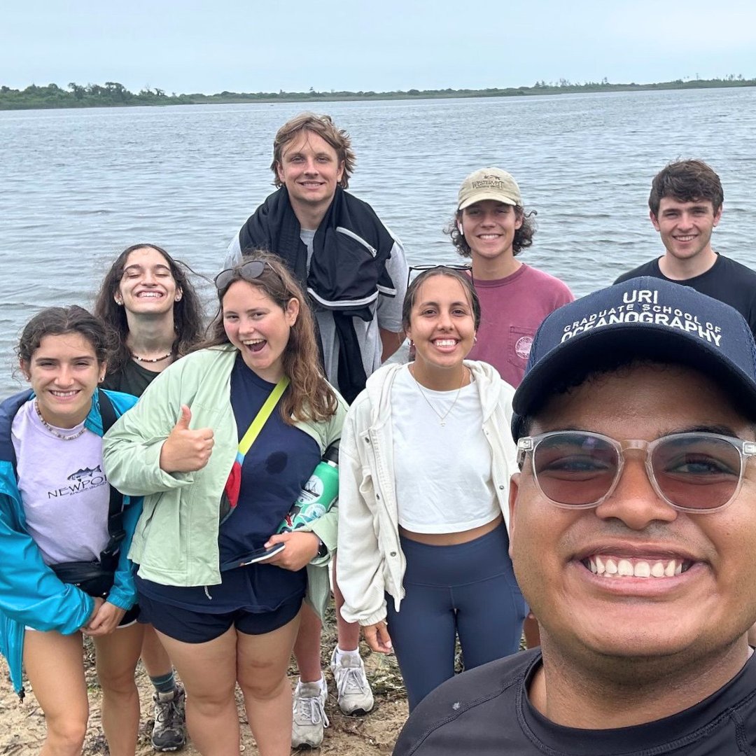 URIGSO's tweet photo. 👋 Farewell #SURFOs! From developing & testing oceanographic vehicles, analyzing samples from hydrothermal vents, coral colonies & underwater volcanoes, to working with data from satellites, benthic landers, ocean platforms, and local RI waters—they had an incredible summer! https://t.co/b8swpchZVd
