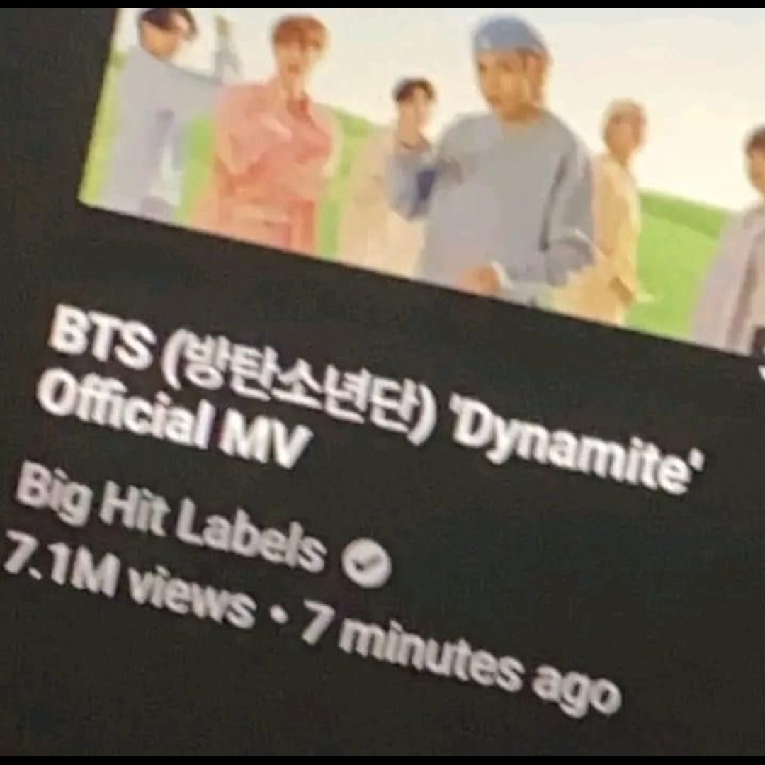 yoongishiibalme's tweet photo. This was the craziest shit in Borahistory till this day Armys were really something else back then

#4YearsWithDynamite https://t.co/miqm5m9vNJ