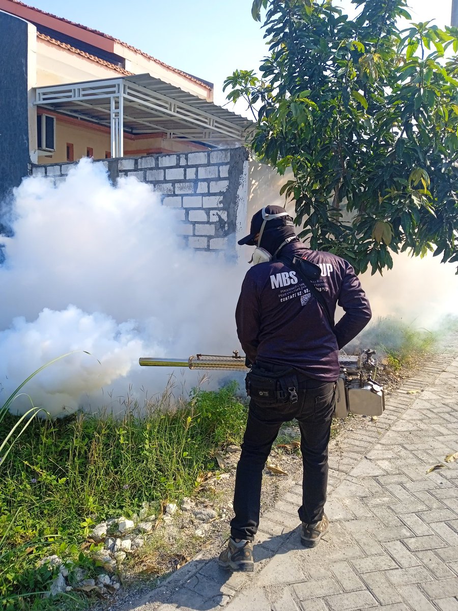 jasafogginghama's tweet photo. #jasafogging #foggingpanggilansidoarjo #foggingmalang #fogginggresik https://t.co/RUxFWdtf8f