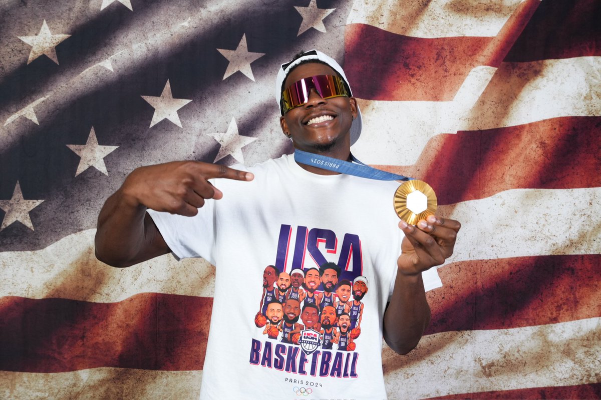 anthonyedwards's tweet image. It’s a lot of us