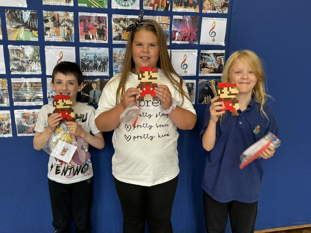 5thHullBB's tweet photo. We had gear fun at our @LEGO_Group Lego day with all age groups making a different thing to take home too! @theboysbrigade https://t.co/LQ03rjHafg
