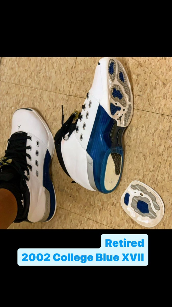 Ol’Skool Tracksuit for the 2002 College Blue XVII (17). It’s time for a Retro <a href="/Jumpman23/">Jordan</a> 🙌🏾🙏🏾