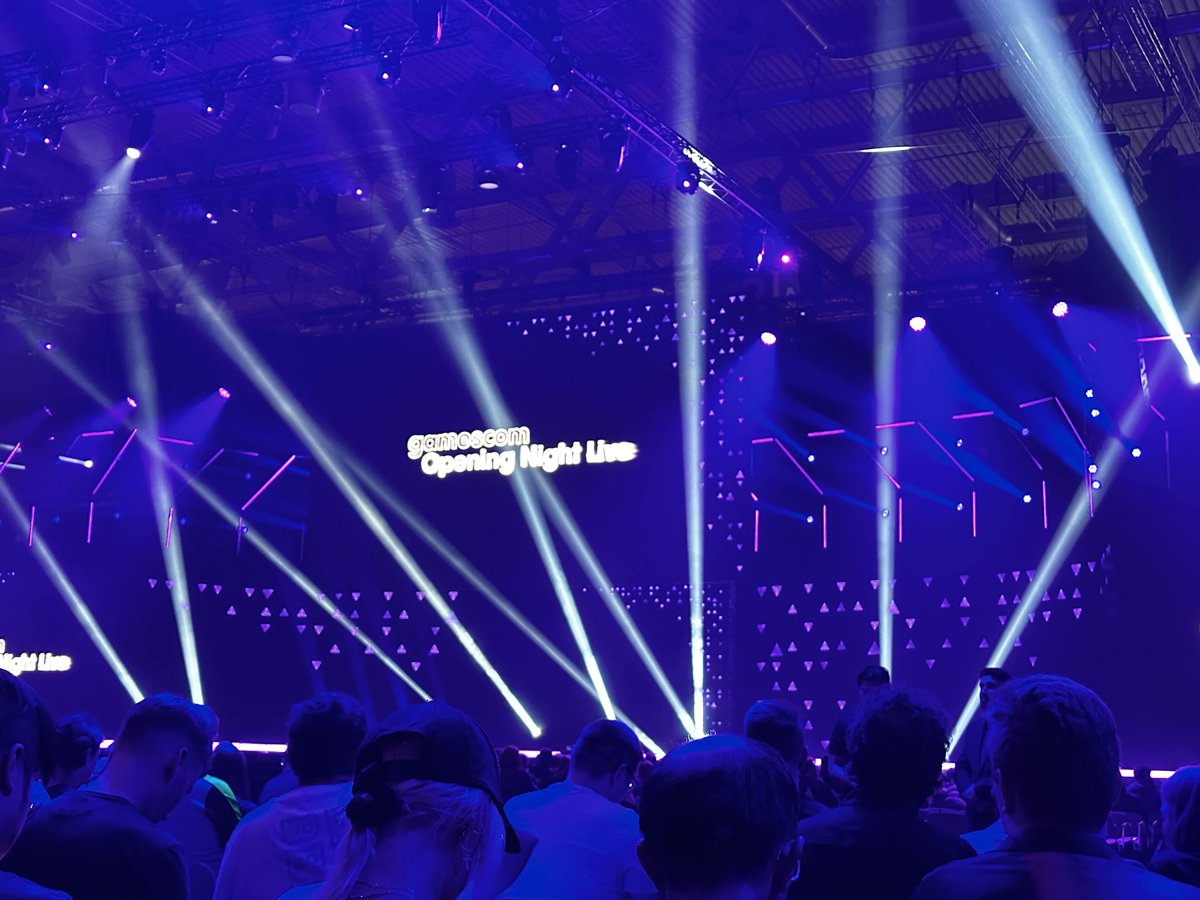 CoreCraftGames's tweet image. We had a great time at #devcom and now on to #gamescom2024 tomorrow! 

Setup already tested!