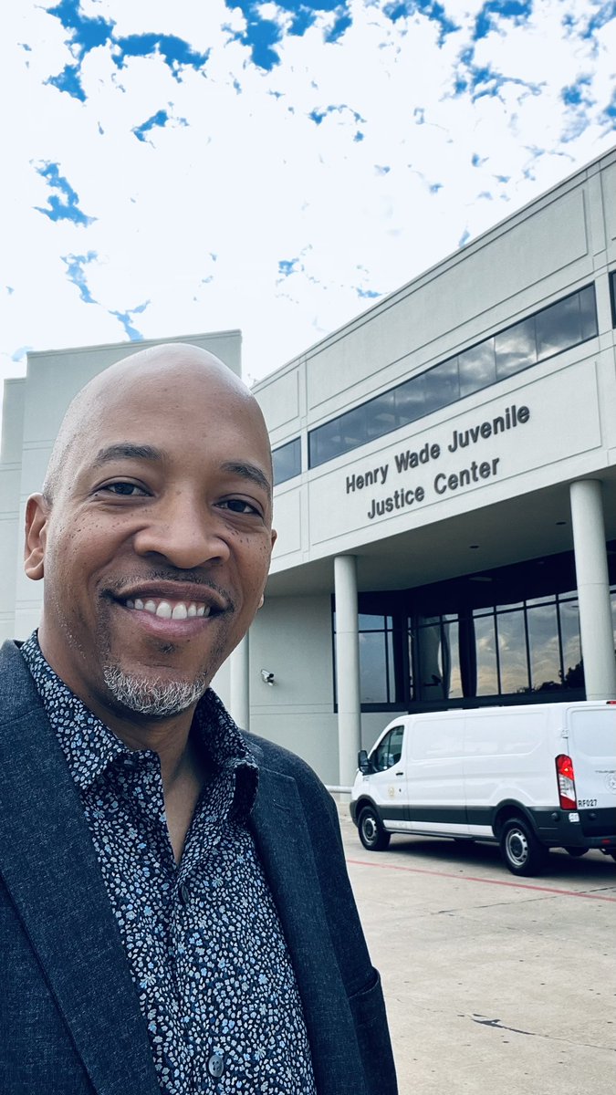 LouJonesInspire's tweet photo. Attending my volunteer training for Youth Detention Centers in Dallas. Excited to connect with and impact young people in my community! #dallas https://t.co/tYZBZJKR0c