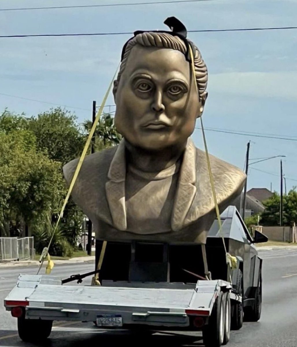 A large bust of Elon Musk was photographed being moved by a Cybertruck in Brownsville, Texas.
harpers.org/2024/08/weekly…