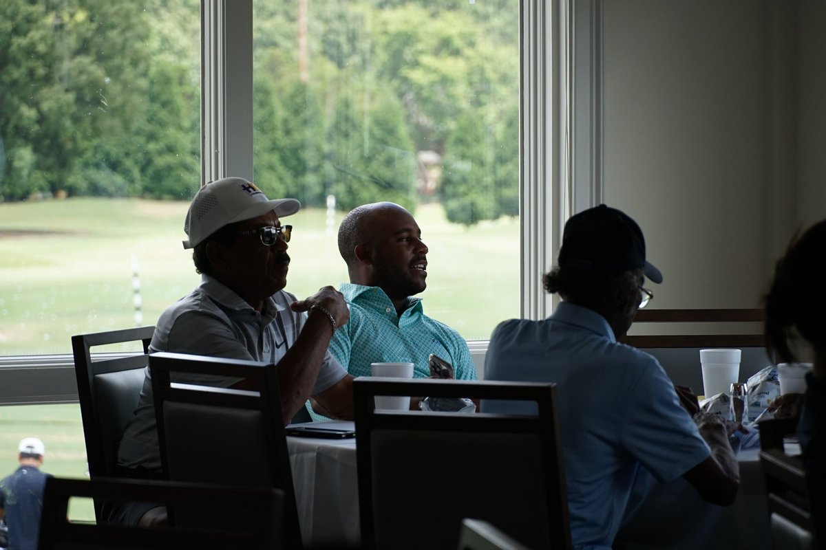 HV3_Golf's tweet photo. Good to spend some time with everyone yesterday at the #HV3Jr. We've been doing this tournament with the @AJGAGolf for 5 years now, and the level of talent these kids have is always amazing to me. Looking forward to a great week and crowning our champs on Thursday @hv3_foundation https://t.co/l0yvecqBsF