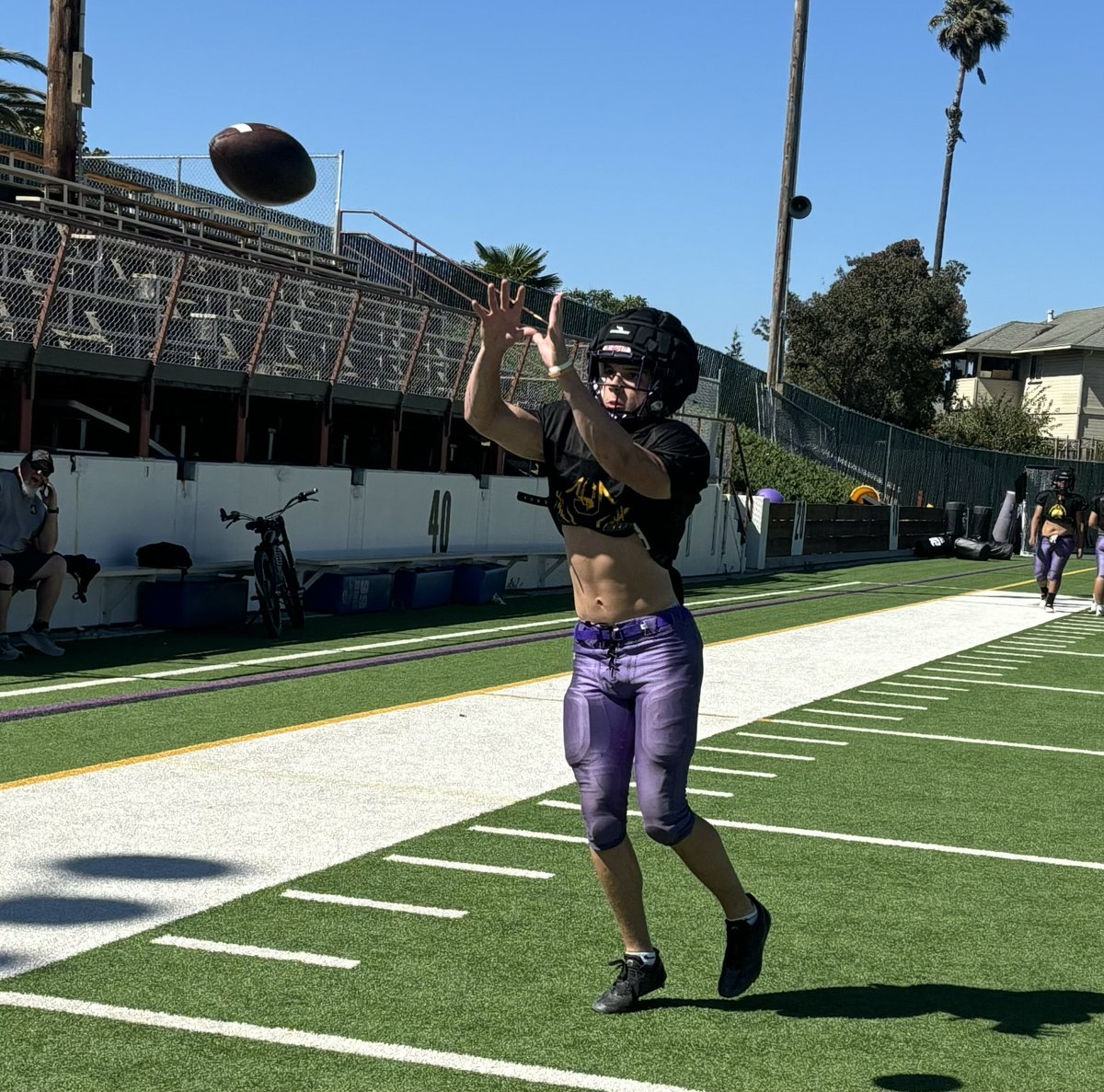 JohnJDevine's tweet photo. Jake Mungaray is a returning linebacker for Salinas, while tailback Dayven Marquez returns after an injury cut short his junior season https://t.co/s9OhMqKrcP