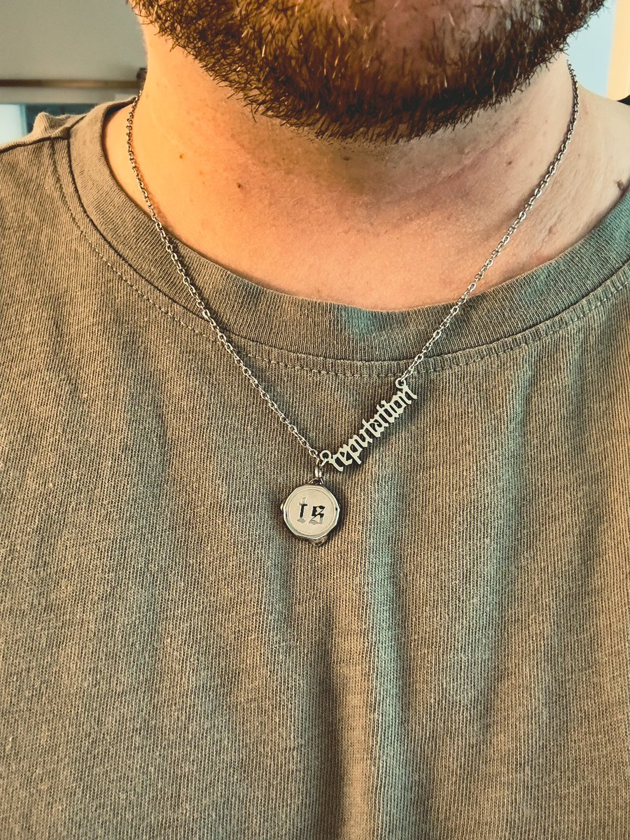 ibobbyevans's tweet image. let the clowning begin 🐍

#TSTheErasTour
#TSTheErasTourLondon
#reputationTaylorsVersion