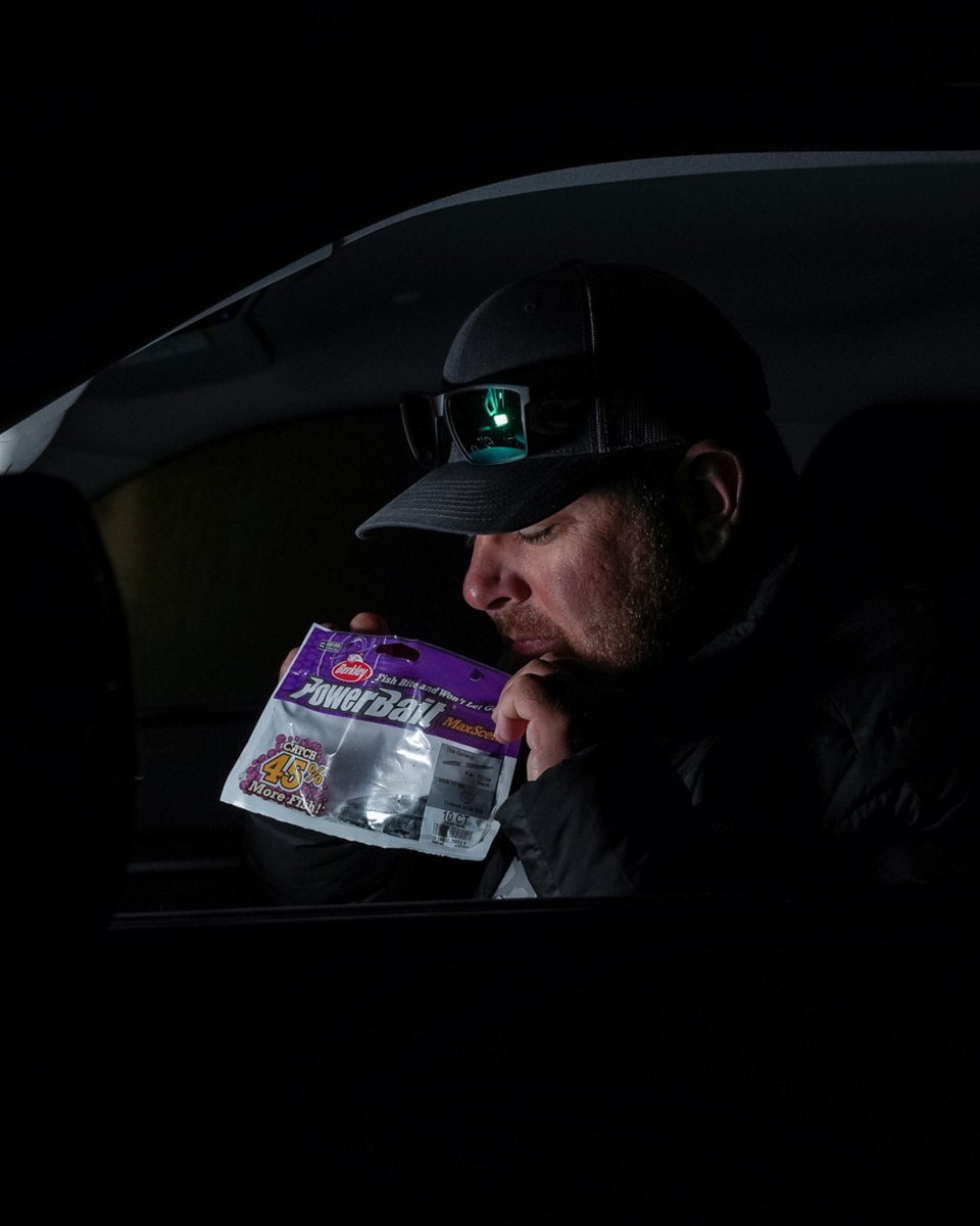 TackleWarehouse's tweet photo. Looks like #JohnCox might need a moment there... We bet those @BerkleyFishing Maxscent Generals smell real good.
πΈ #RobertMatsuura
#TackleWarehouse #Berkley #TheGeneral #NeedAMoment https://t.co/tSxfaSTCdZ