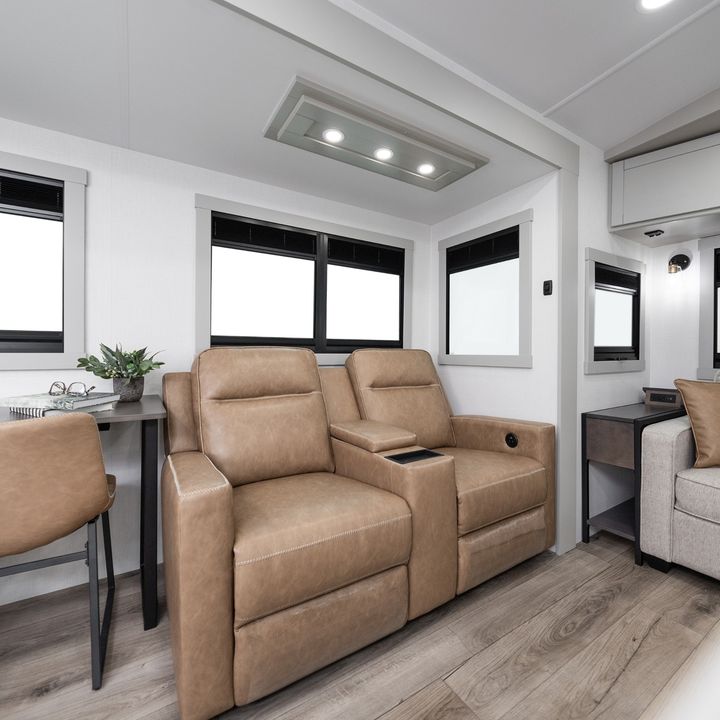 BrinkleyRv's tweet photo. ๐ ๐ผ๐ฑ๐ฒ๐น ๐ญ ๐๐๐ฅ ๐ฏ๐ญ๐ฌ: Top Choice for Couples Seeking a Luxury Travel Trailer ๐
Watch the full walk-around video here - https://t.co/m6qXl7mceu
& Come see us at Hershey to check it out for yourself! ๐ค
#BrinkleyRV #ModelZAIR #Camper #HersheyRVShow https://t.co/6jSOyJZjUx