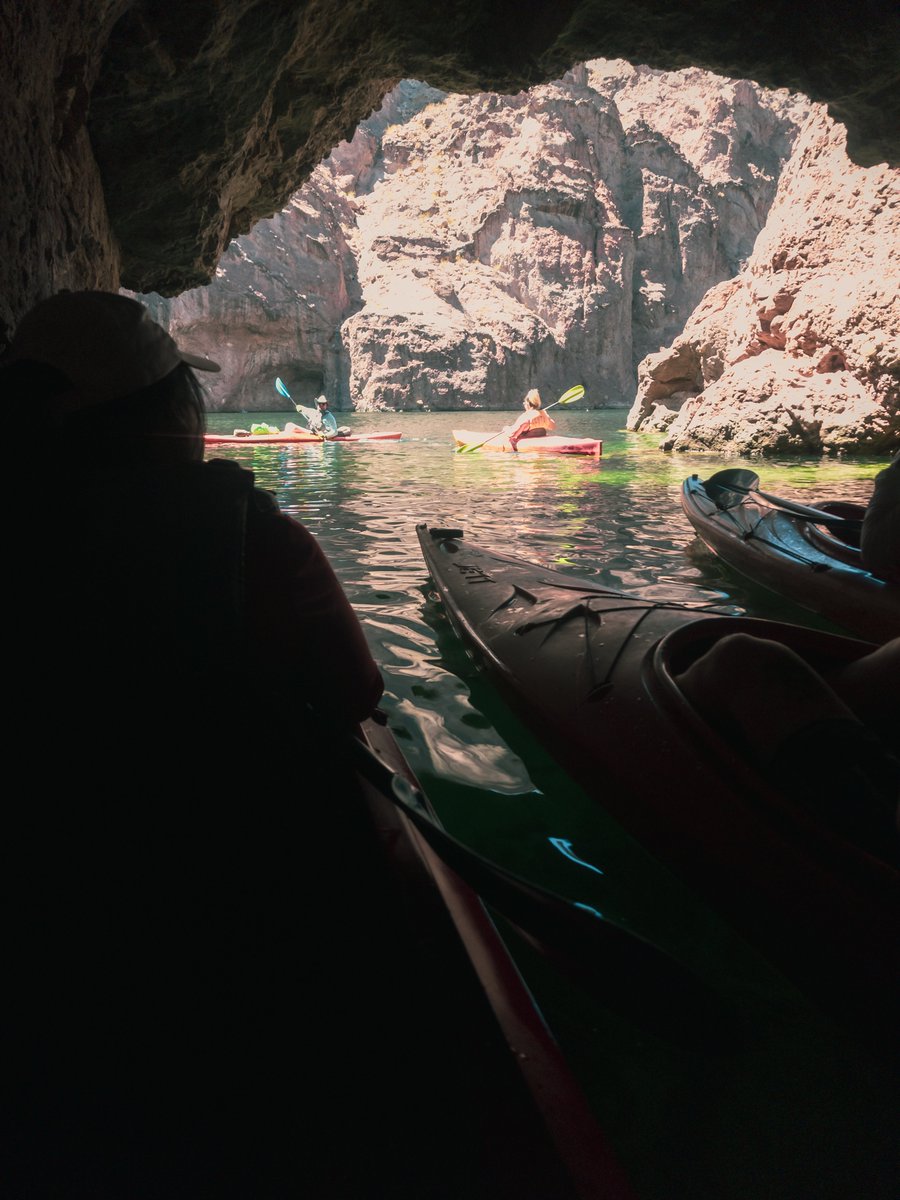 Genki_dot_ADA's tweet image. Ya boi down bad so I went to cry in a river 😪 How'd I do? 🥲🛶