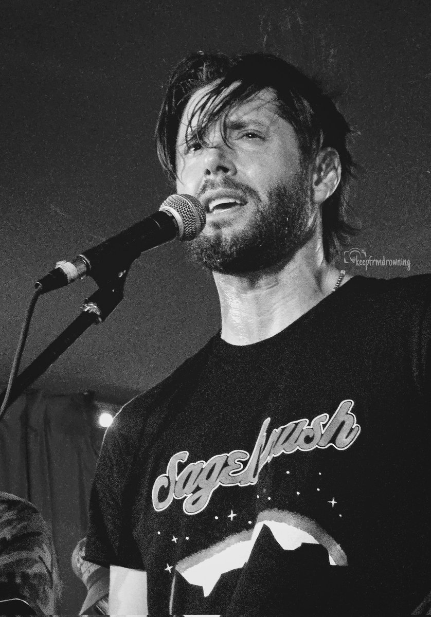 Dina π€π· - #jib15 (@keepfrmdrowning) on Twitter photo Jensen Ackles, Radio Company concert night #1, Austin Texas, August 2024
<a href="/JensenAckles/">Jensen Ackles</a> #radiocomusic Jensen Ackles, Radio Company concert night #1, Austin Texas, August 2024
<a href="/JensenAckles/">Jensen Ackles</a> #radiocomusic