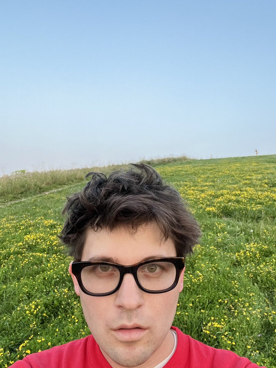 ThisIsValley's tweet photo. one more sleep before you lay in your bed, scroll through your camera roll and listen to let it rain thank you
https://t.co/ZMMOjwVYsW https://t.co/d3moimNs8g