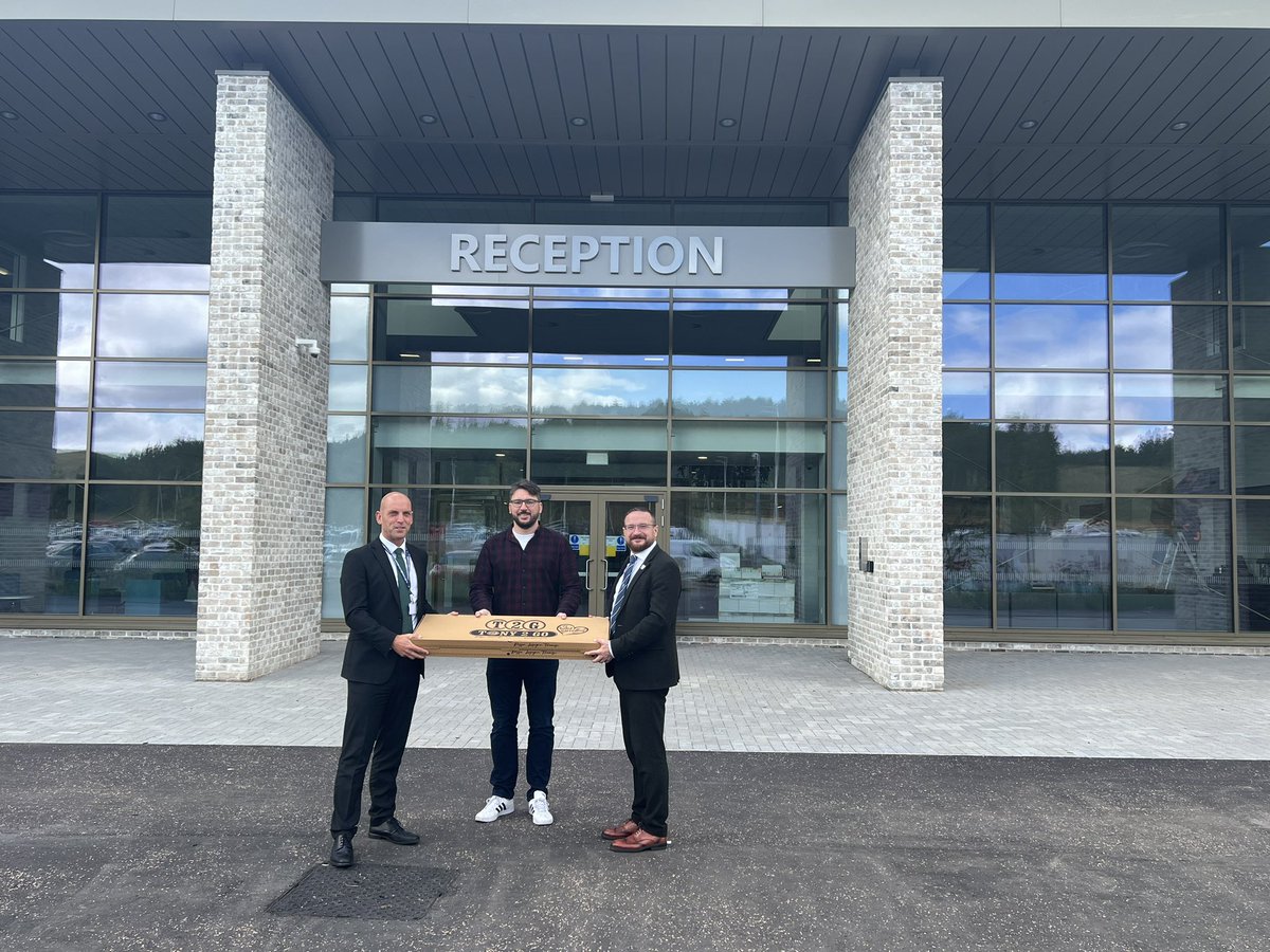 St Columba's RC HS, Dunfermline (@stcolumbasfife) on Twitter photo Thank you to <a href="/_TonyMacaroni/">Tony Macaroni</a> <a href="/FifeLeisurePark/">Fife Leisure Park</a> for providing lunch today for the staff of St Columba’s and <a href="/WoodmillHigh/">Woodmill High School</a>. It was great for staff to come together before we welcome back pupils tomorrow. #dunfermlinelearningcampus #pizza #lunch Thank you to <a href="/_TonyMacaroni/">Tony Macaroni</a> <a href="/FifeLeisurePark/">Fife Leisure Park</a> for providing lunch today for the staff of St Columba’s and <a href="/WoodmillHigh/">Woodmill High School</a>. It was great for staff to come together before we welcome back pupils tomorrow. #dunfermlinelearningcampus #pizza #lunch