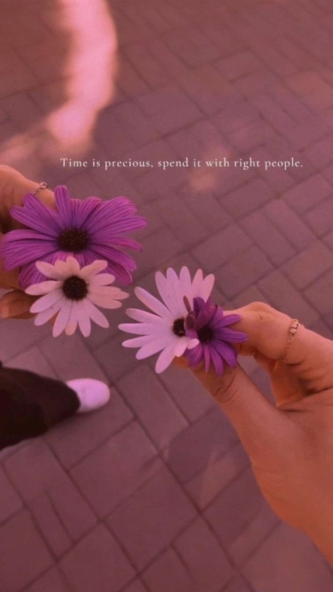 Heal2thrive_app's tweet photo. Time is valuable. Spend it wisely with those who truly matter. ⏳❤️

#heal2thrive #loveislandusa #BBNaija #mentalhealthmatters #mentalhealthnigeria #mentalhealthapp #wellness #qualitytime https://t.co/5MBw9XT8SP