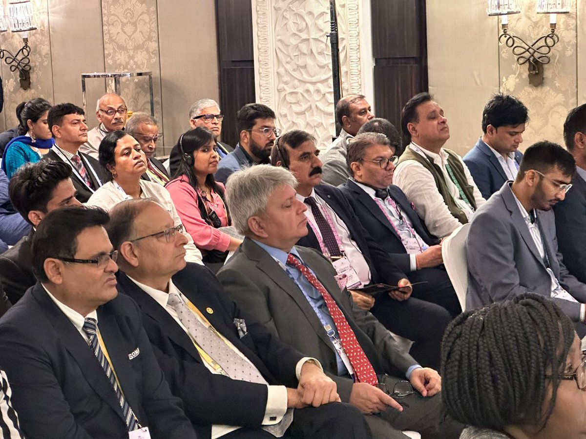 ZIMBABWE's presentation at the India-Africa Business Conclave, which commenced in New Delhi this Tuesday, has generated significant interest among Indian companies looking to invest in the country.
facebook.com/share/p/WQxU1s…