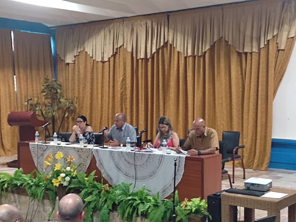 Ministra de Educación Naima Ariatne Trujillo Barreto constata en Sancti Spíritus aseguramientos para el inicio del curso escolar 2024/2025. #Verano2024 
#SanctiSpíritusEnMarcha <a href="/AlexisLorente74/">Alexis Lorente Jiménez</a> <a href="/DeivyPrezMartn1/">Deivy Pérez Martín</a>