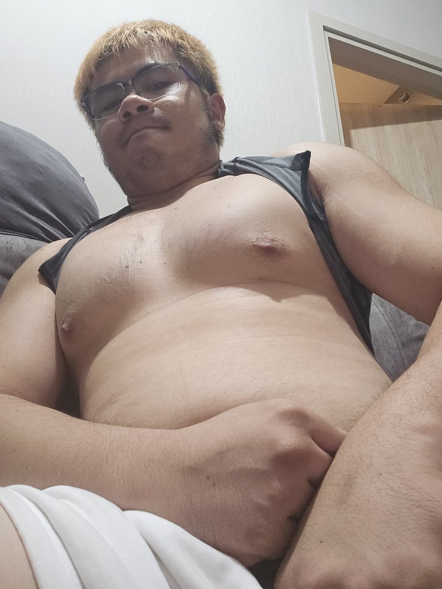 ชิบหายละ.... แม่ง.....  อยาก..