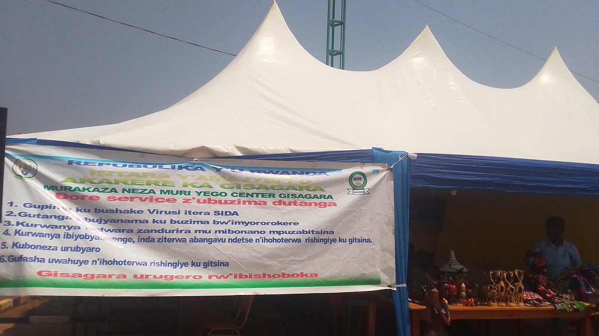 GISAGARAYEGO's tweet photo. Kuva none kuwa 20.08.2024,
mu kigo cy'Urubyiruko cy'Akarere ka #Gisagara hatangijwe #Imurikabikorwa ryateguwe na #Jadf ya @GisagaraDistr, Urubyiruko narwo ruri mu bafatanyabikorwa b'Akarere bitabiriye iyi #Open_Day izasozwa kuwa 22.08.2024. @RwandaYouthArts @RwandaYouth https://t.co/Wprw3DfdNr