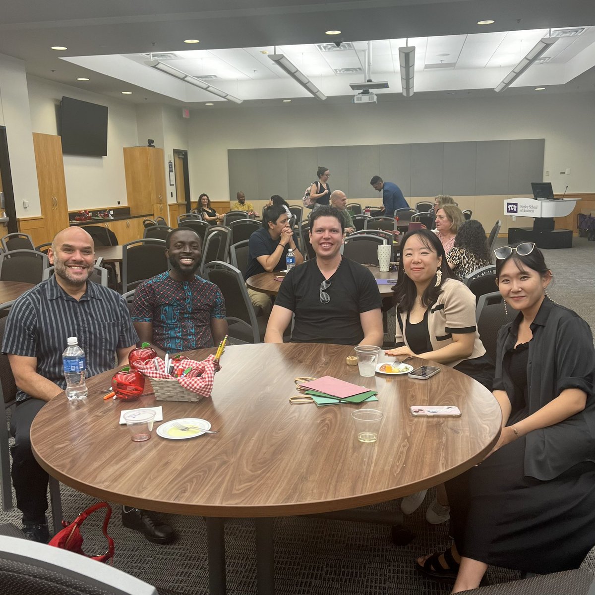 TCUEnglish's tweet photo. Welcome back to campus! Our faculty and staff have been hard at work preparing for the new school year, and we’re so excited to have students back in our classrooms! 📚 https://t.co/q7hjSVICwB