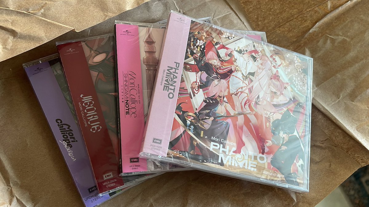 JellowBear23's tweet photo. Look what just came in today!!! So excited and happy!!! ๐โค๏ธ๐ถ๐ #PHANTOMIME #ShinigamiNote #Jigoku6 #Sinderella @moricalliope https://t.co/C8EdAL4hlw