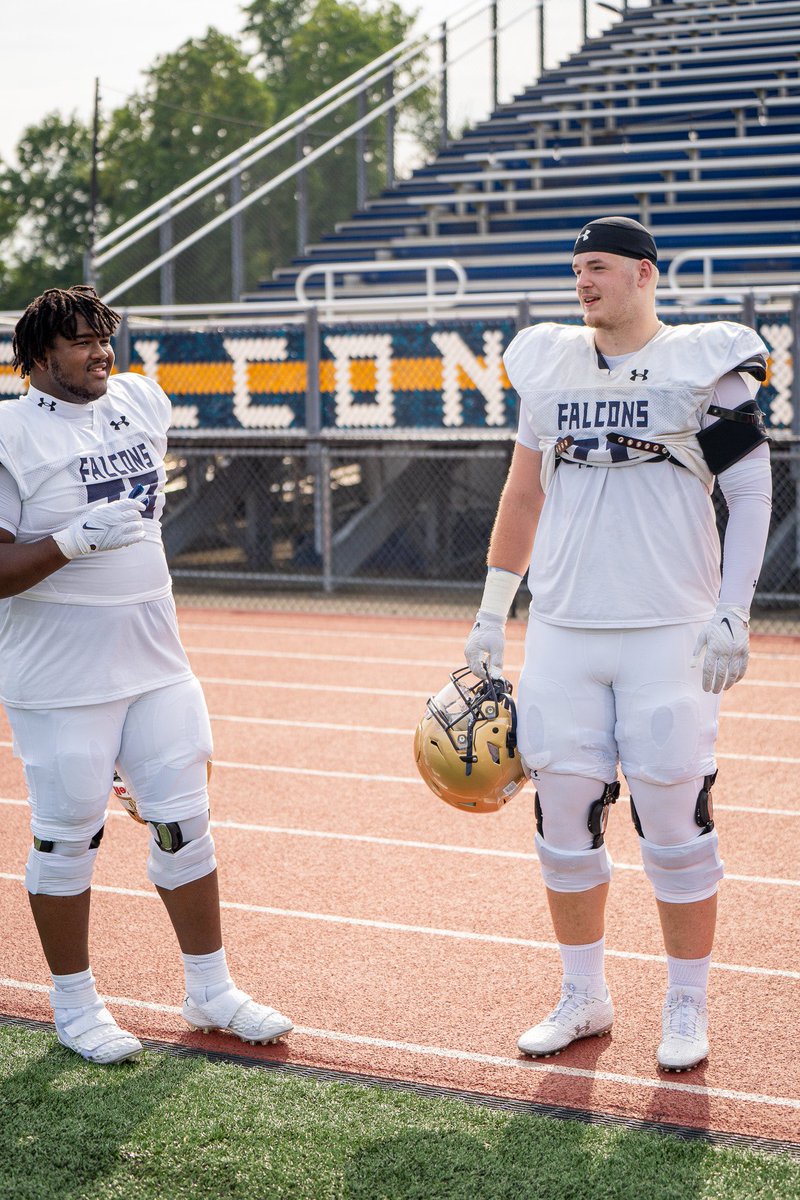 eidan_buchanan's tweet photo. WVU duo #mountaineer @_GavinCrawford https://t.co/EZHKqUBfTQ