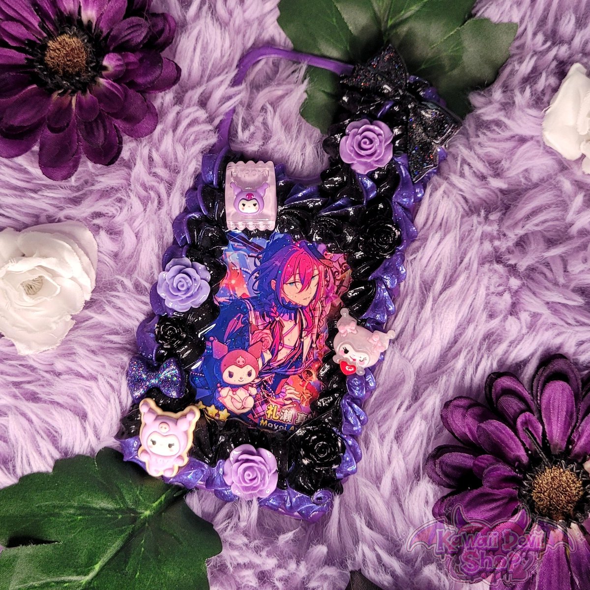 KawaiiDevilShop's tweet photo. Custom Mayoi Ayase x Kuromi case 💜

What's your favorite Sanrio collab? 

#decoden https://t.co/tmHZhxmDrE