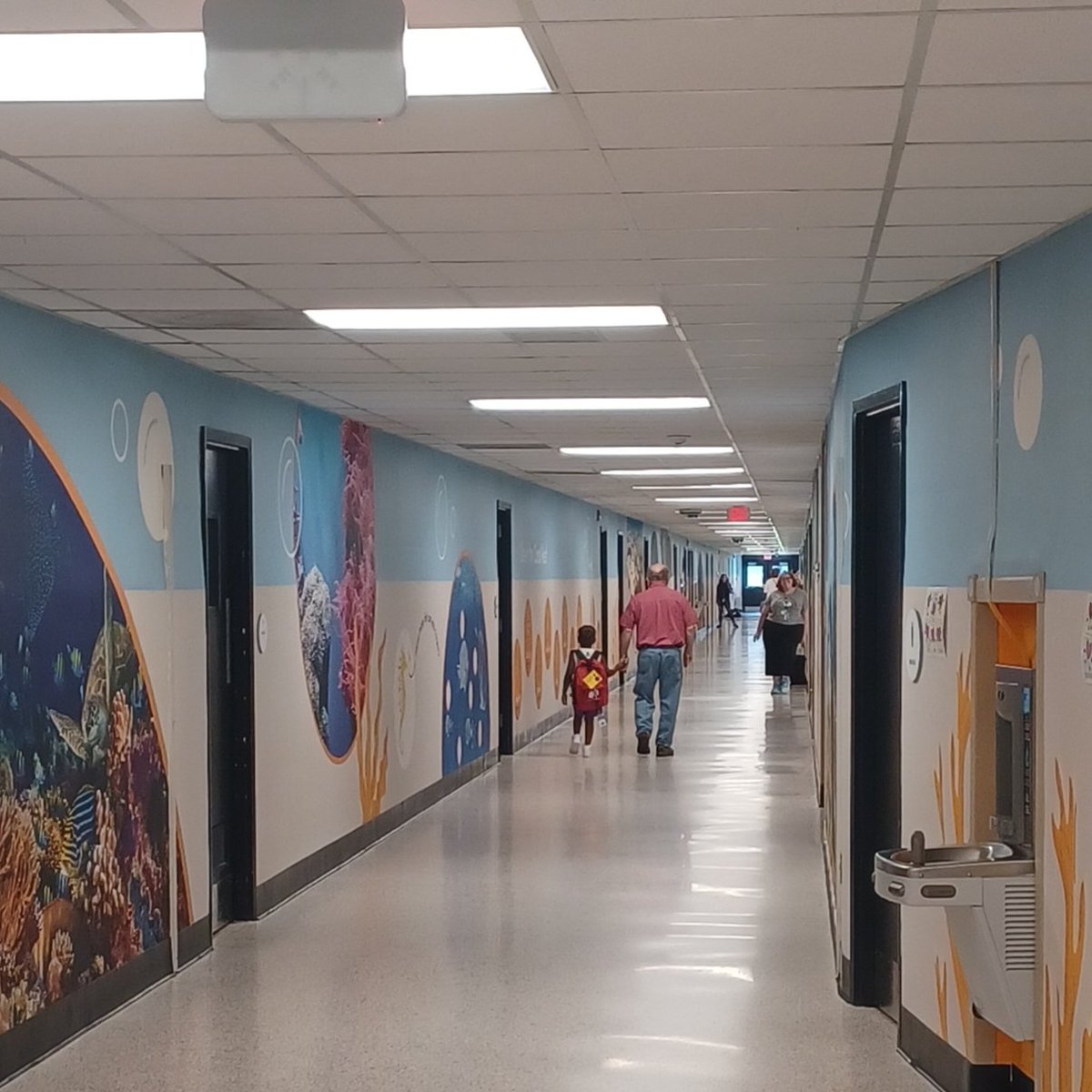 We had an amazing school opening! Thanks to our partners in central office, Chesterfield Community Church  and the <a href="/theightsbaptist/">The Heights Baptist</a> Church! <a href="/CECLAseahorse/">CECLA</a> <a href="/CCPSPreschool/">CCPS_Preschool</a>  <a href="/CCPSFACE1/">CCPS FACE</a>