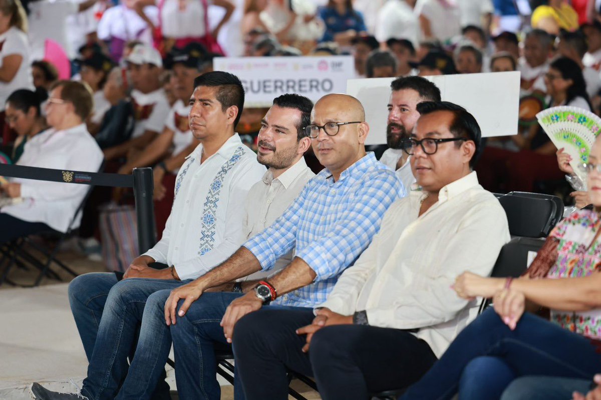 El día de ayer tuve el honor de acompañar a nuestra Gobernadora, Mtra. <a href="/EvelynSalgadoP/">Evelyn Salgado Pineda</a>, a la inauguración de las Cuartas Olimpiadas de Oro de las Personas Mayores 2024, en nuestro bello puerto de Acapulco. 
#PlaneandoGuerrero