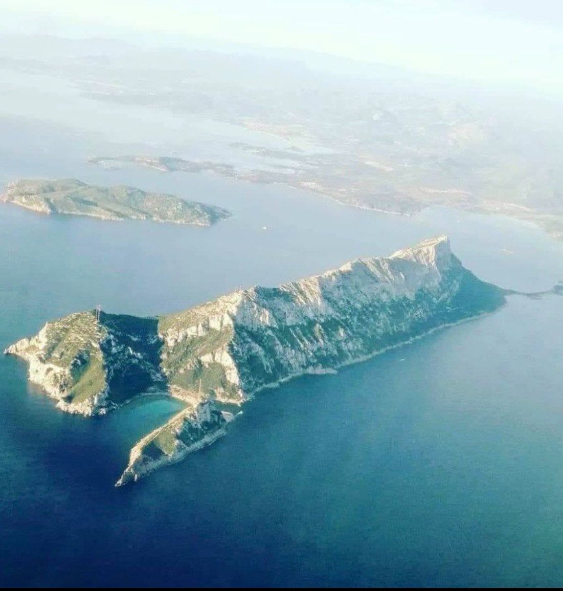 Beautiful island of Tavolara from a perfect view 🐈