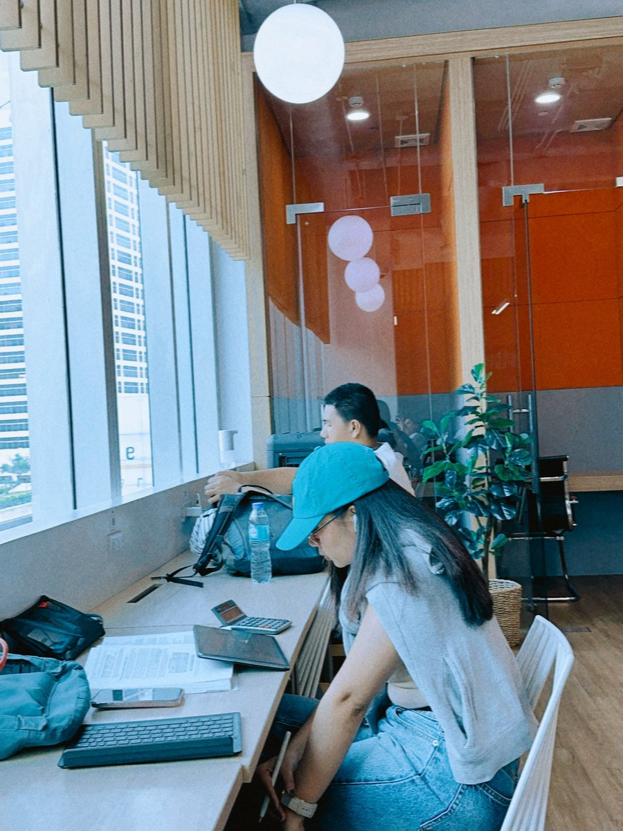 arathebella's tweet photo. today was very mindful, very demure
📍filipinas heritage library 📚 sunspace 🌞 lagrima (💣) https://t.co/Q7UCXztU1E