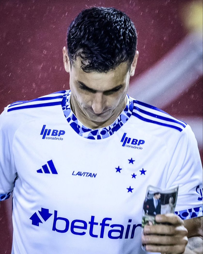 D E T A L H E S
.
.
📸 <a href="/ggaleixo/">Gustavo Aleixo</a>