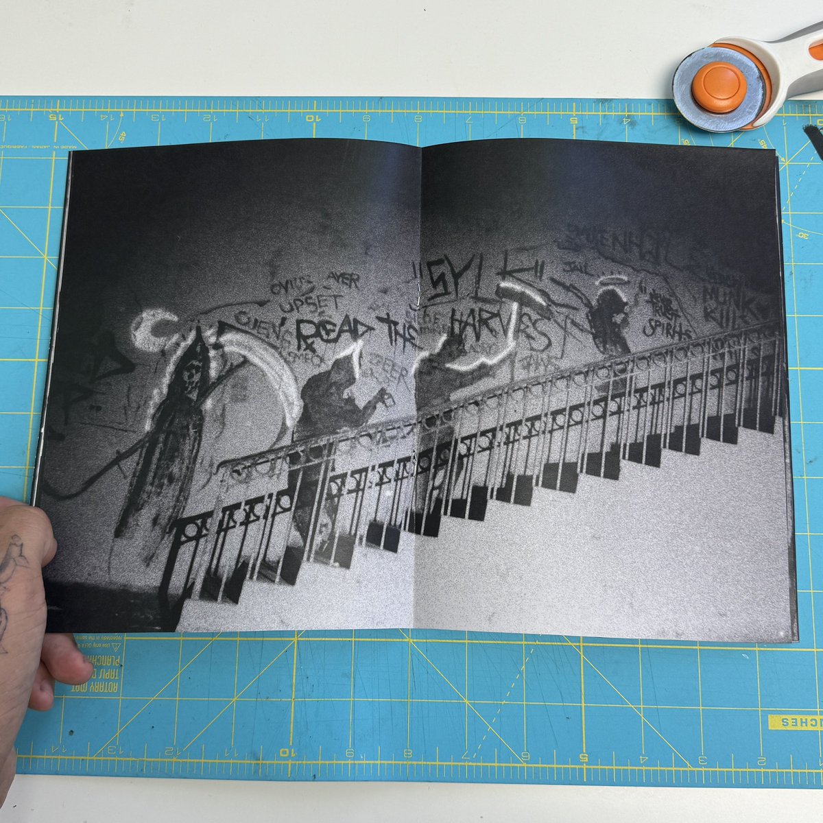 Sup yall, long time since I posted anything I’ve been up to on here but I’m staying busy. Here’s a handmade zine I put together yesterday, 20 full print spreads of 2023 photographs. Edition of 50 hand signed, If interested in a copy you can get em at my site in my bio 🫡