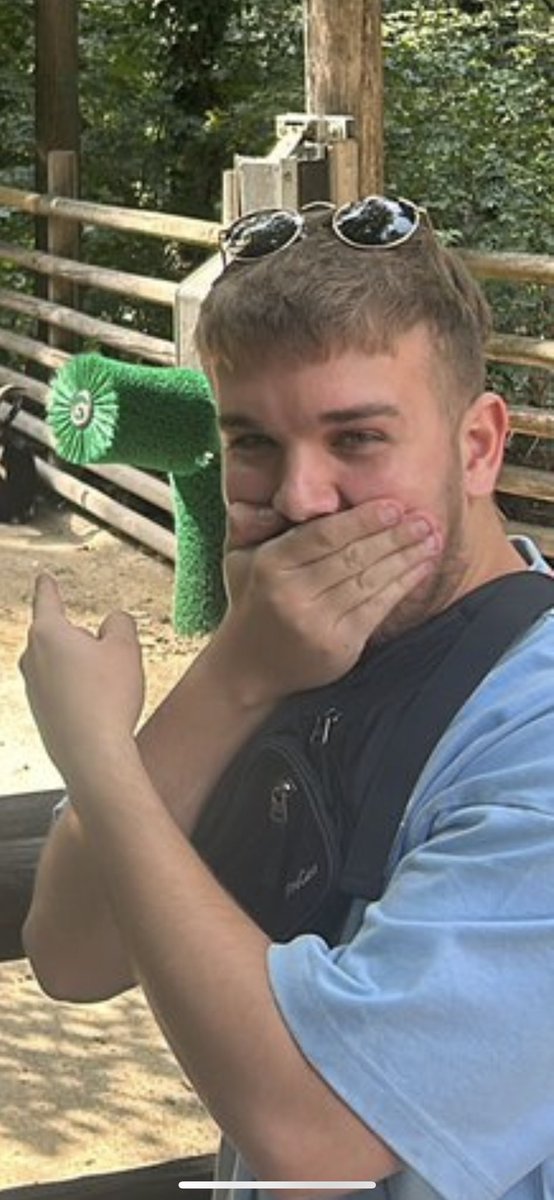 Liam Degg tweet media