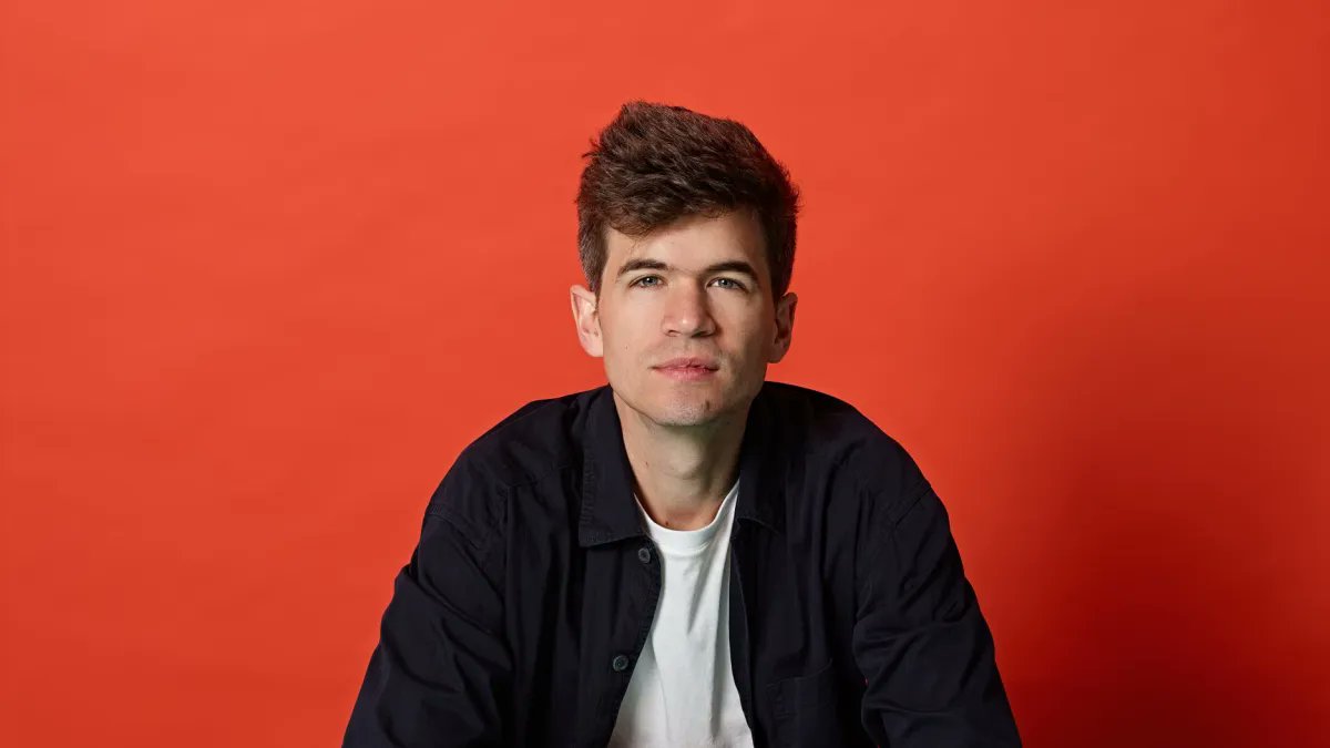 Fringe Review: Ivo Graham: Grand Designs ★★★★☆
Self-professed ‘posh twat’ Graham discusses his own grand designs, and how life often has other plans #EdFringe #EdFringe2024
theweereview.com/review/ivo-gra…