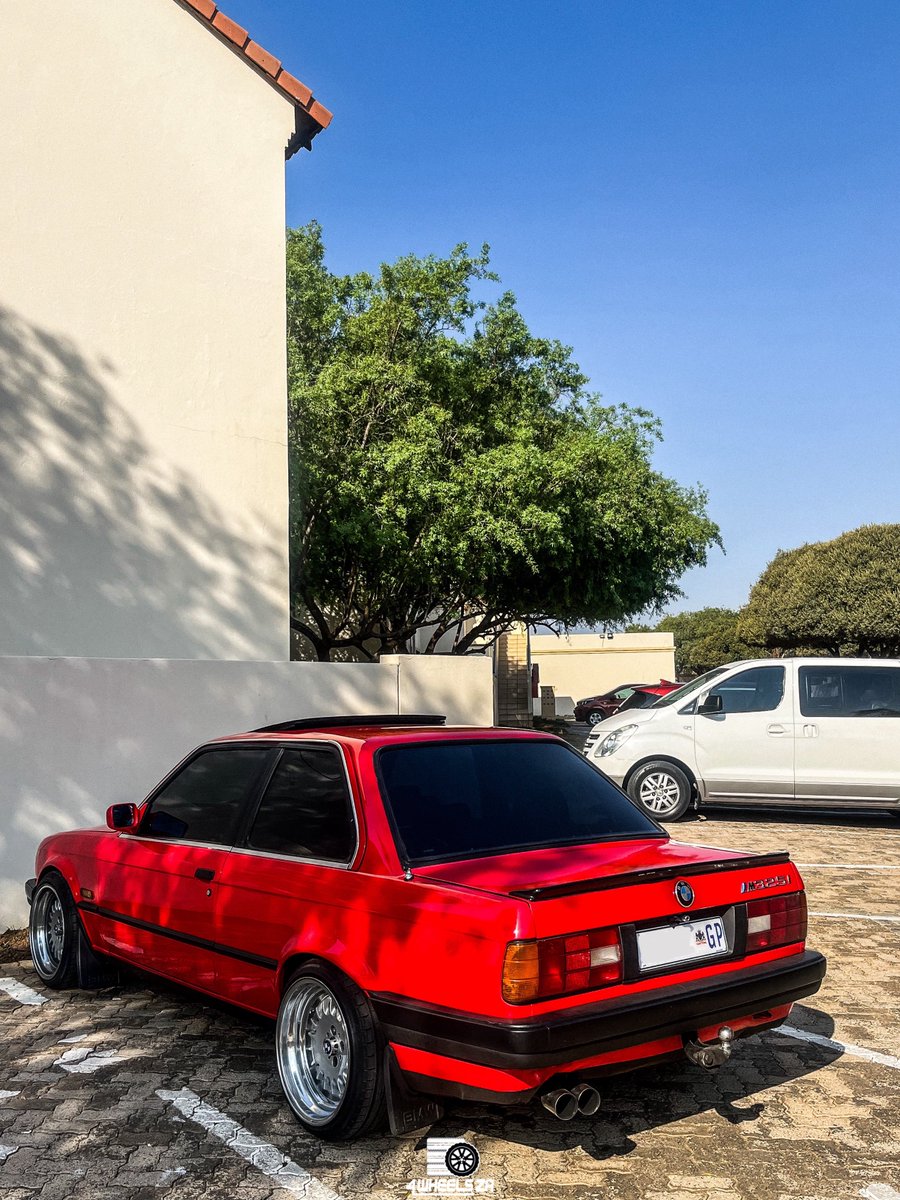 4wheelsZa's tweet photo. 325i ya mei uncle😮‍💨🤌🏽🔥 https://t.co/SLigshLrP6
