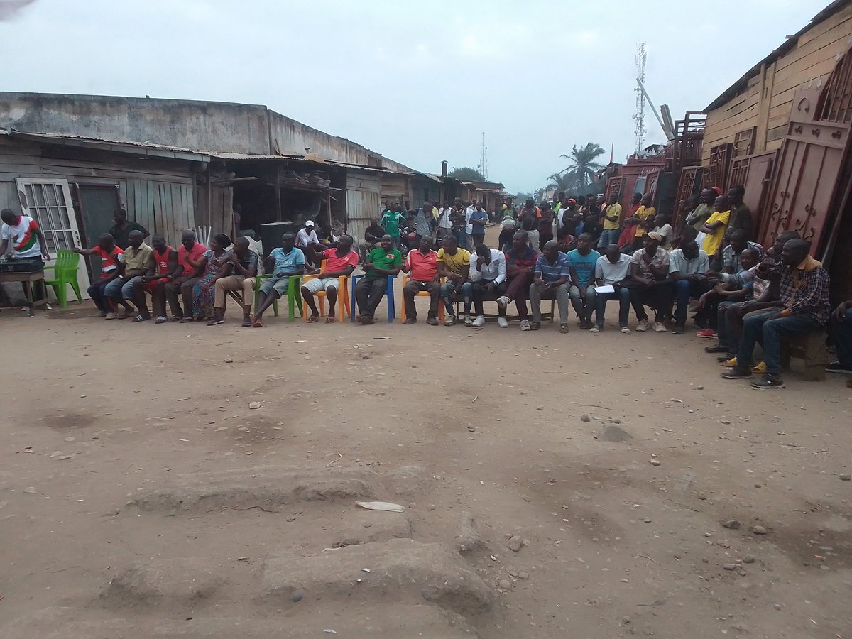 EpimacNiji92308's tweet photo. #Mukaza #buyenzi #kanzigiri Mucamubona ko #cndd_fdd atakurekura ico  twafashe 2025 amatora nimujisho. Aka nagacimbiri kamwe gusa.. Ndabereke ahandi??? Duhurire muri comments!! https://t.co/nVTM5dXqkh